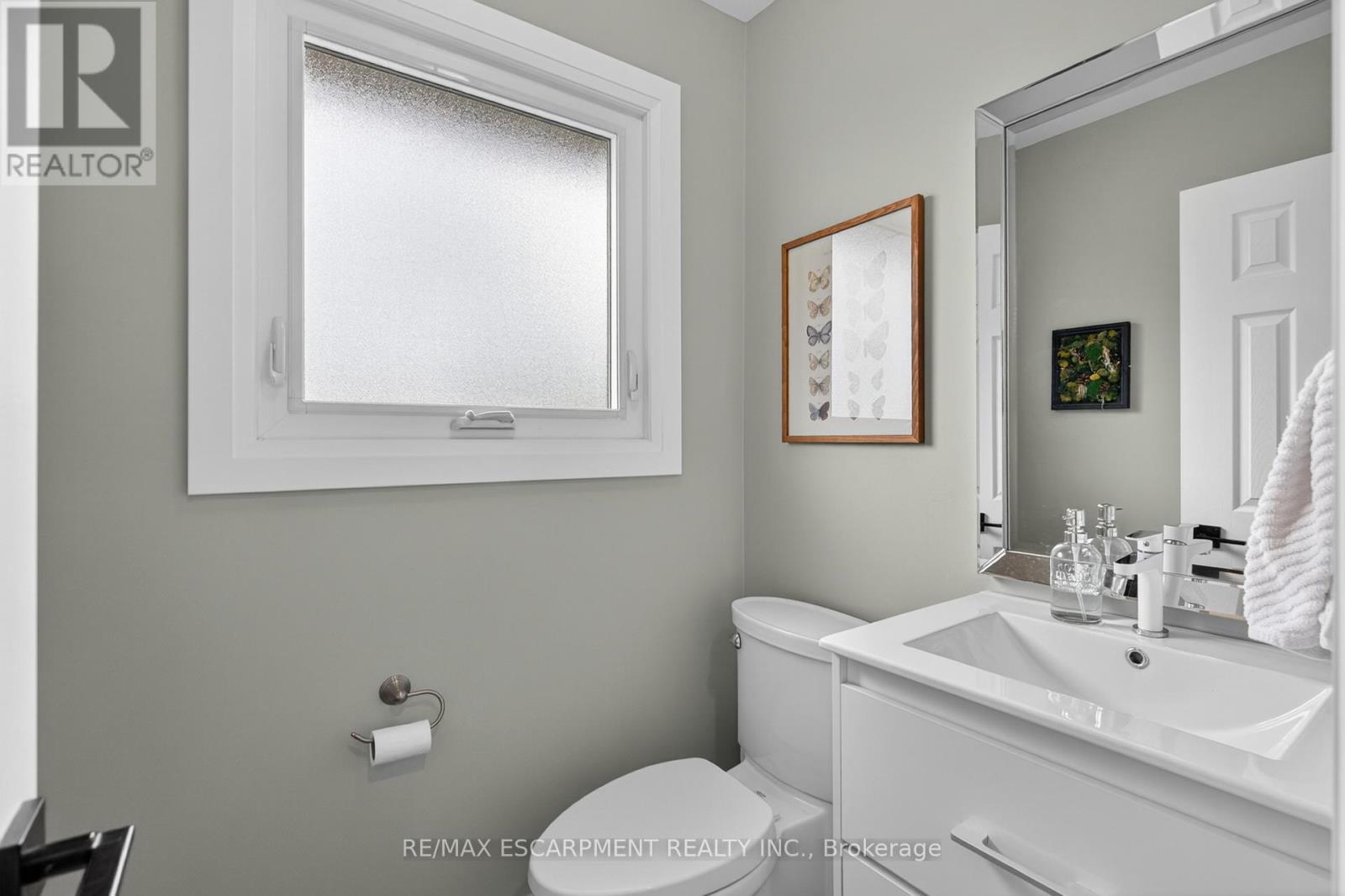 1878 Heather Hills Drive, Burlington, Ontario  L7P 3A3 - Photo 15 - W13020250