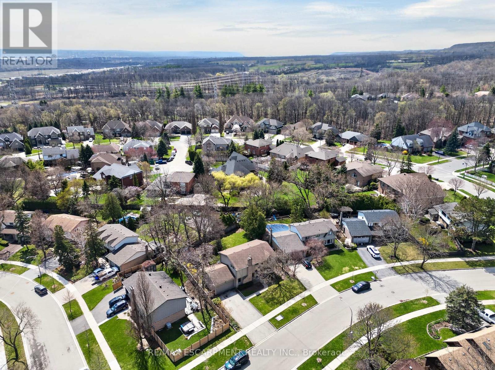 1878 Heather Hills Drive, Burlington, Ontario  L7P 3A3 - Photo 35 - W13020250