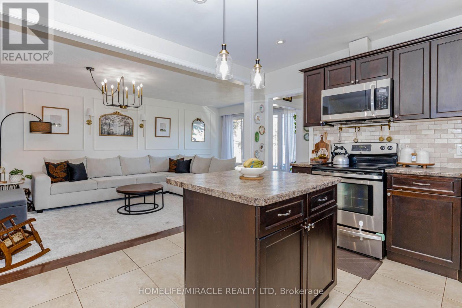 403 Delrex Boulevard, Halton Hills (Georgetown), Ontario  L7G 4H8 - Photo 16 - W13020282