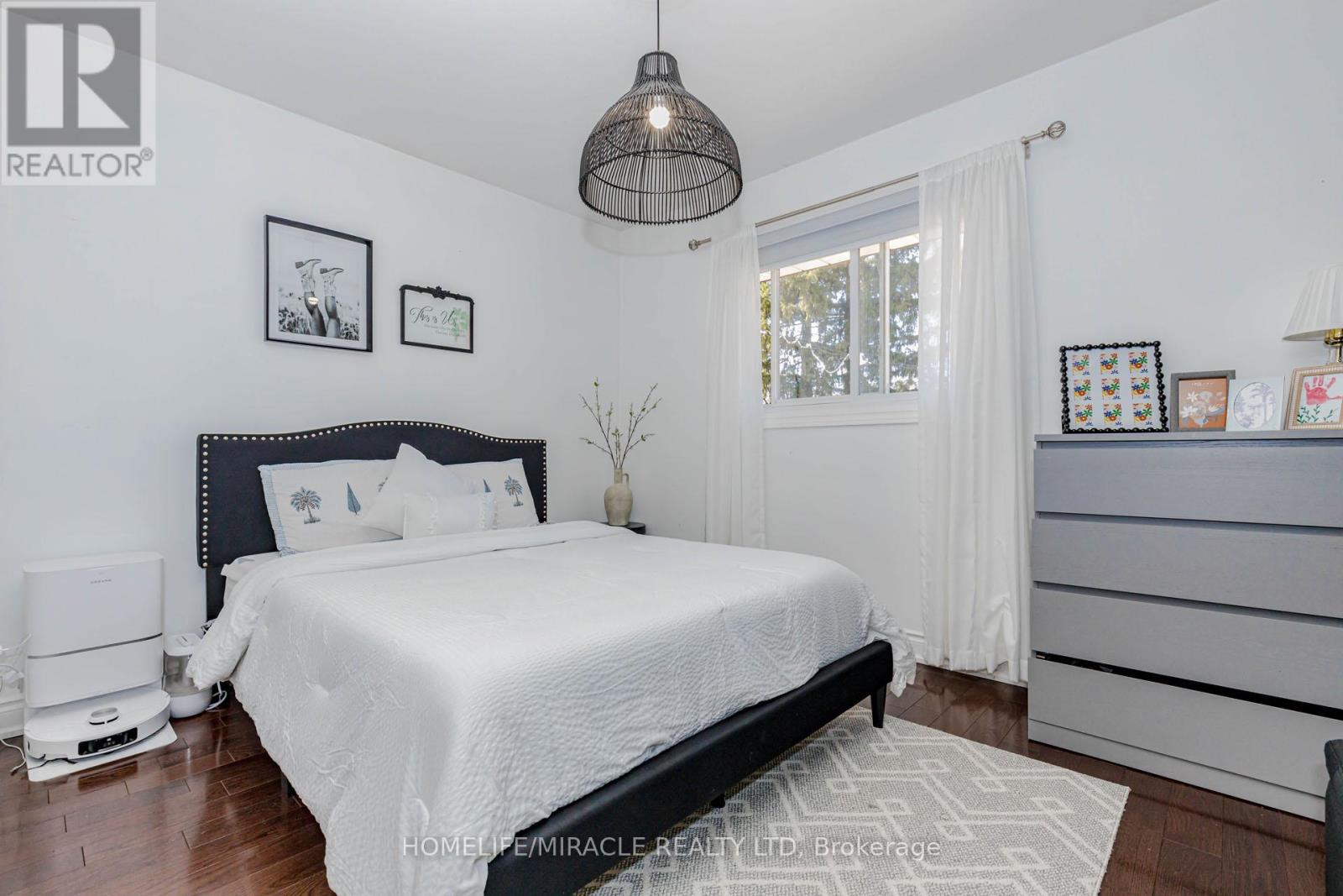 403 Delrex Boulevard, Halton Hills (Georgetown), Ontario  L7G 4H8 - Photo 22 - W13020282