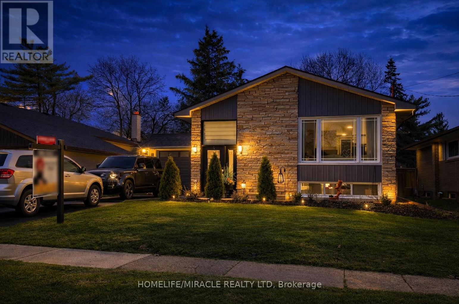 403 Delrex Boulevard, Halton Hills (Georgetown), Ontario  L7G 4H8 - Photo 3 - W13020282