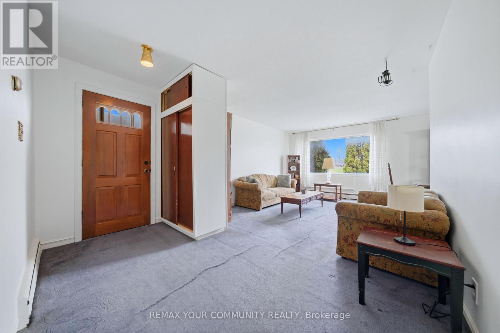 25 Fordwich Crescent, Toronto, Ontario  M9W 2T3 - Photo 7 - W13020316