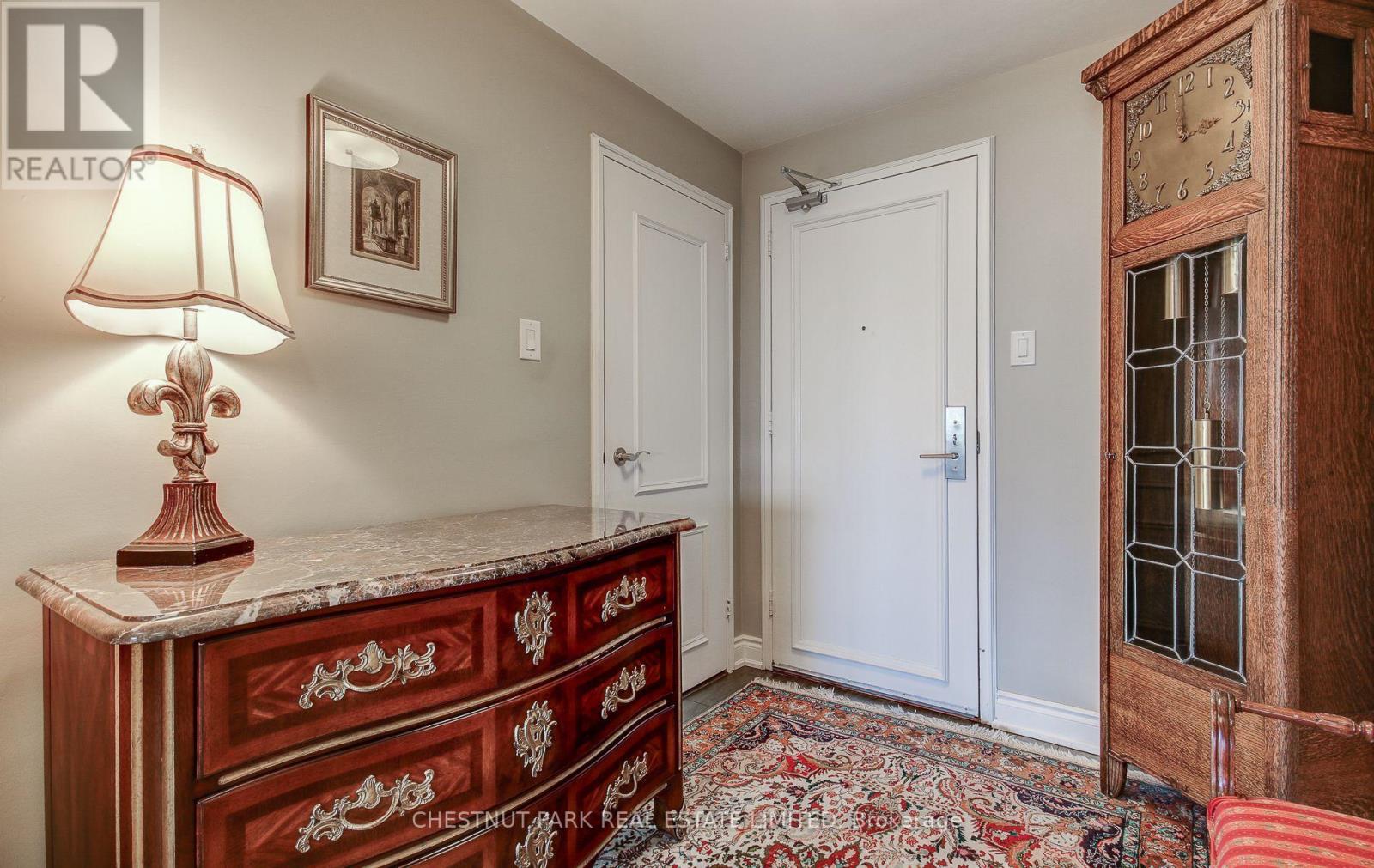 1410 - 1400 Dixie Road, Mississauga, Ontario  L5E 3E1 - Photo 3 - W13020326