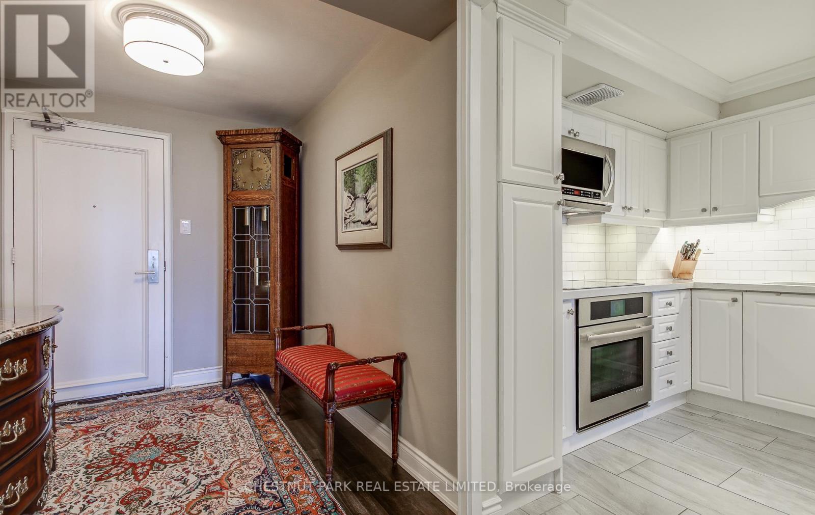 1410 - 1400 Dixie Road, Mississauga, Ontario  L5E 3E1 - Photo 4 - W13020326