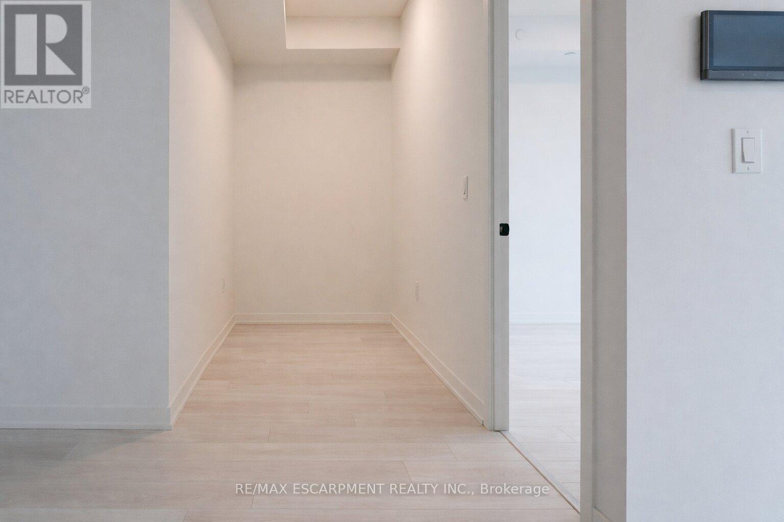 202 - 4878 Powers Common, Burlington, Ontario  L7M 2B4 - Photo 11 - W13020372