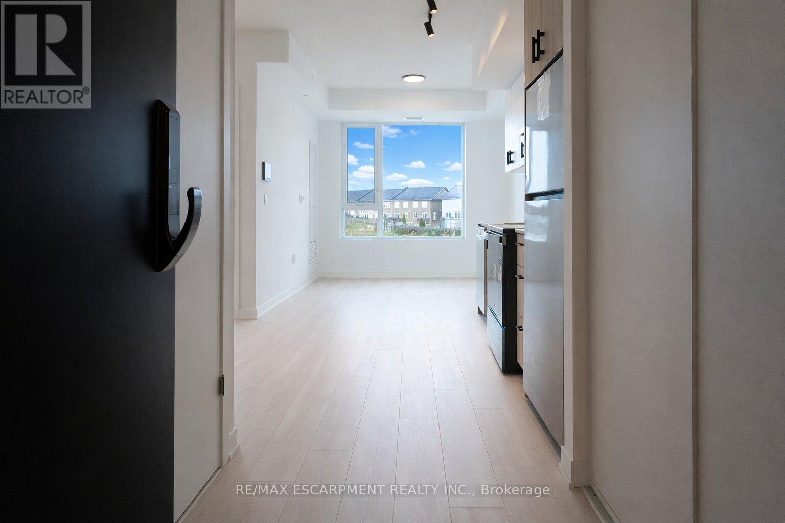 202 - 4878 Powers Common, Burlington, Ontario  L7M 2B4 - Photo 2 - W13020372