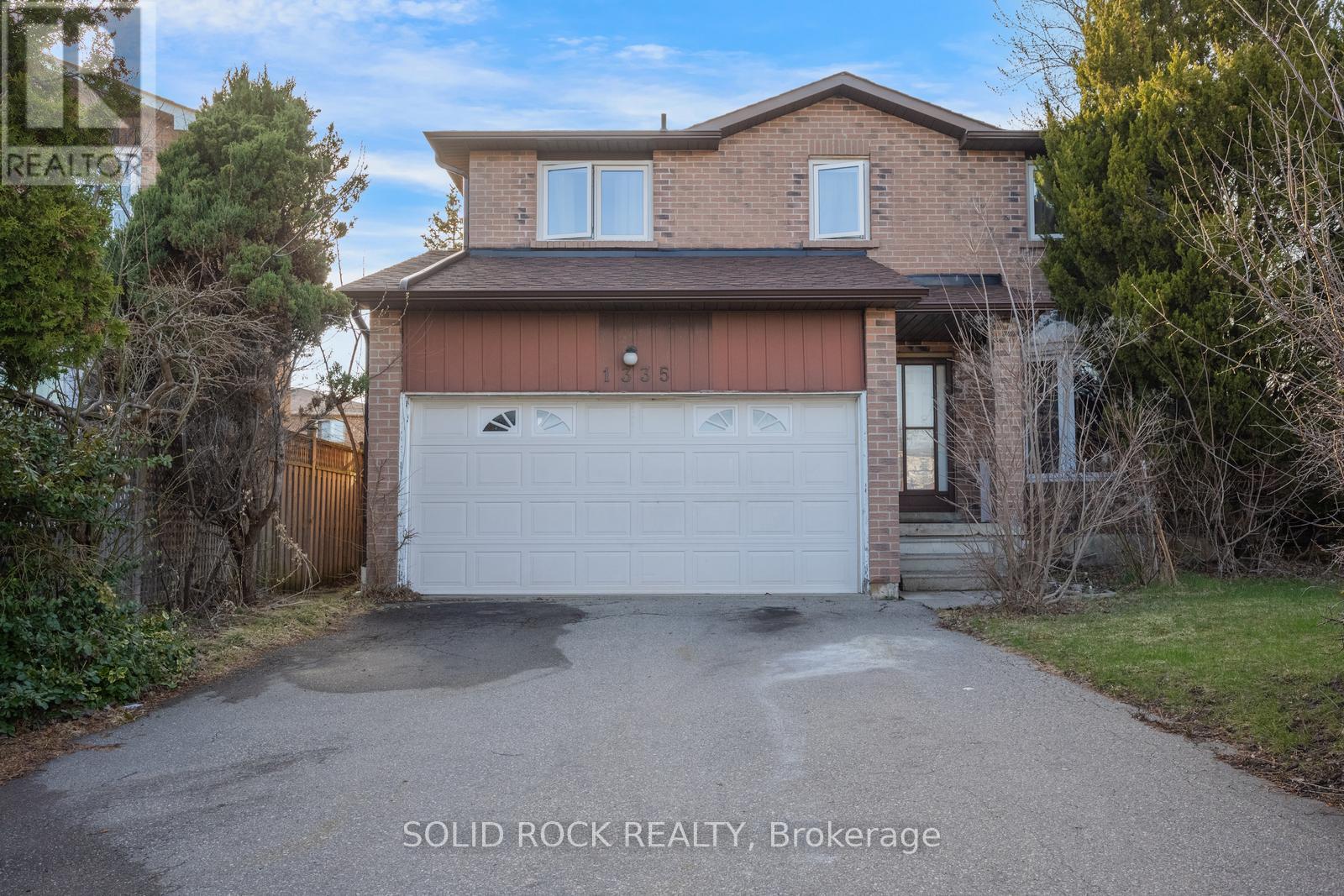 1335 QUINPOOL COURT, Mississauga, Ontario