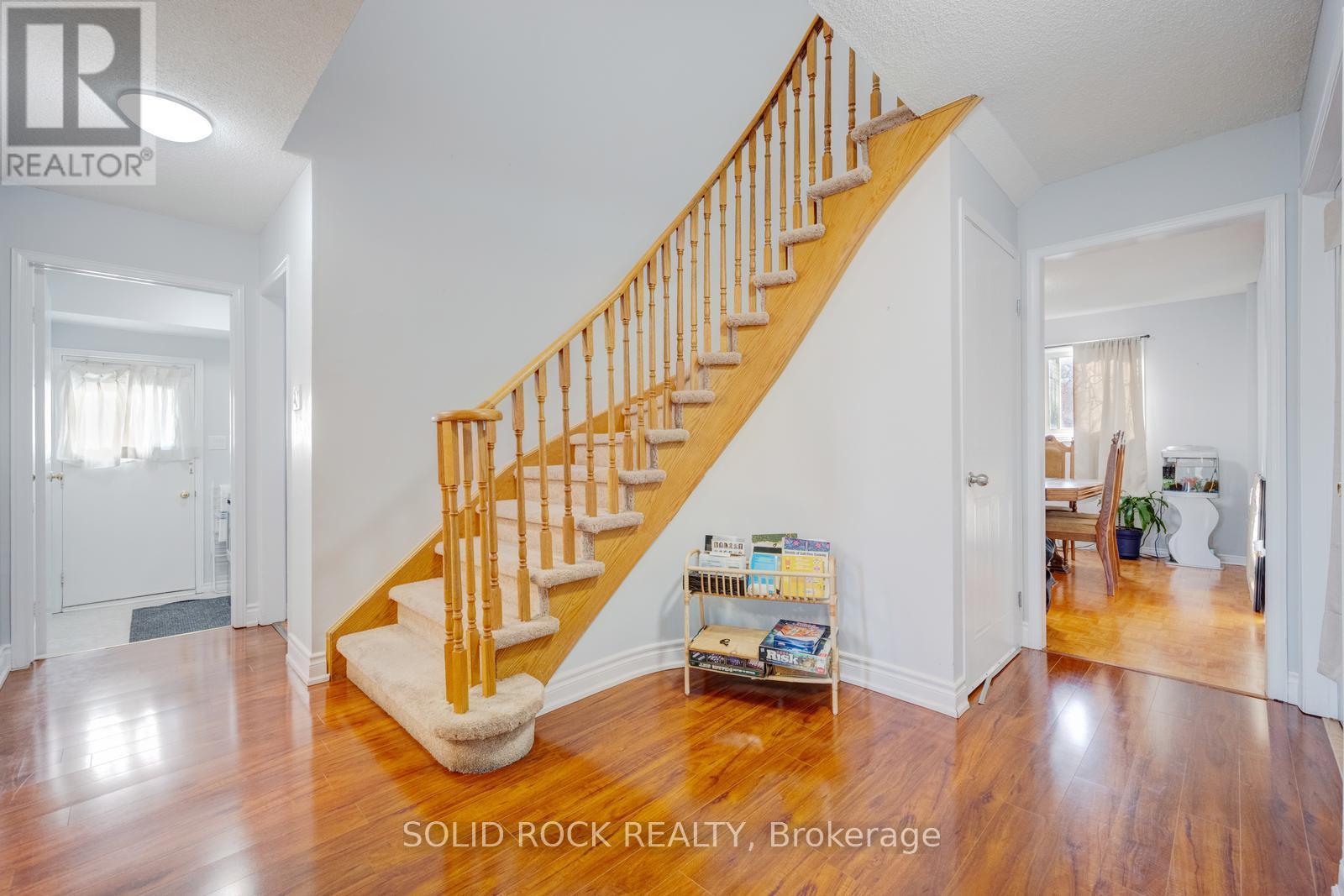 1335 Quinpool Court, Mississauga (Creditview), Ontario  L5C 4J3 - Photo 15 - W13020374