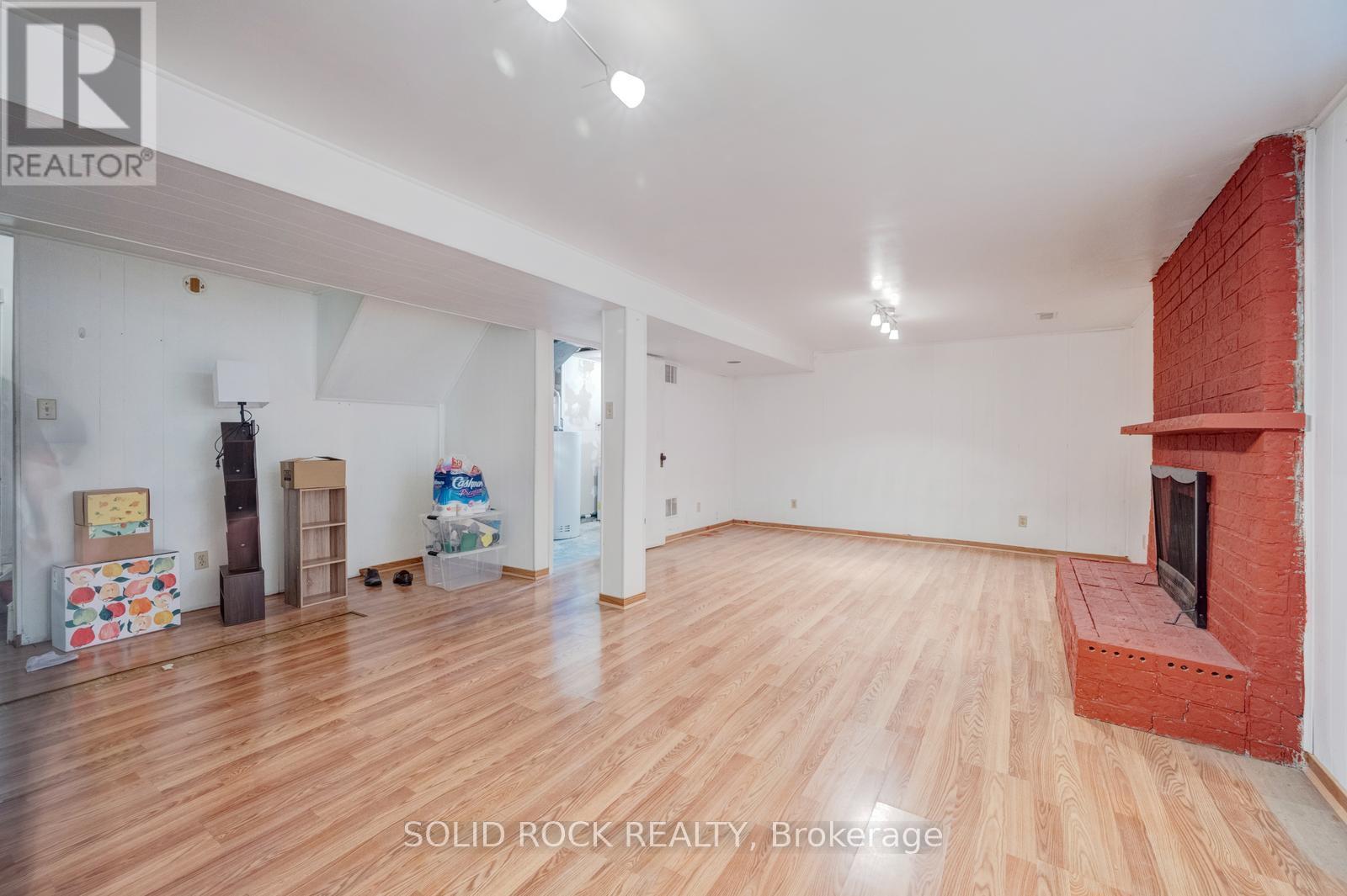 1335 Quinpool Court, Mississauga (Creditview), Ontario  L5C 4J3 - Photo 24 - W13020374