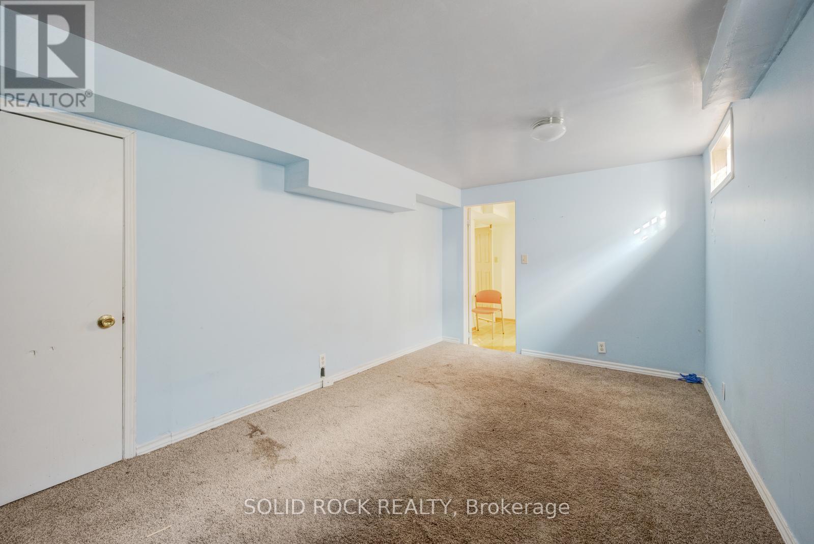 1335 Quinpool Court, Mississauga (Creditview), Ontario  L5C 4J3 - Photo 28 - W13020374