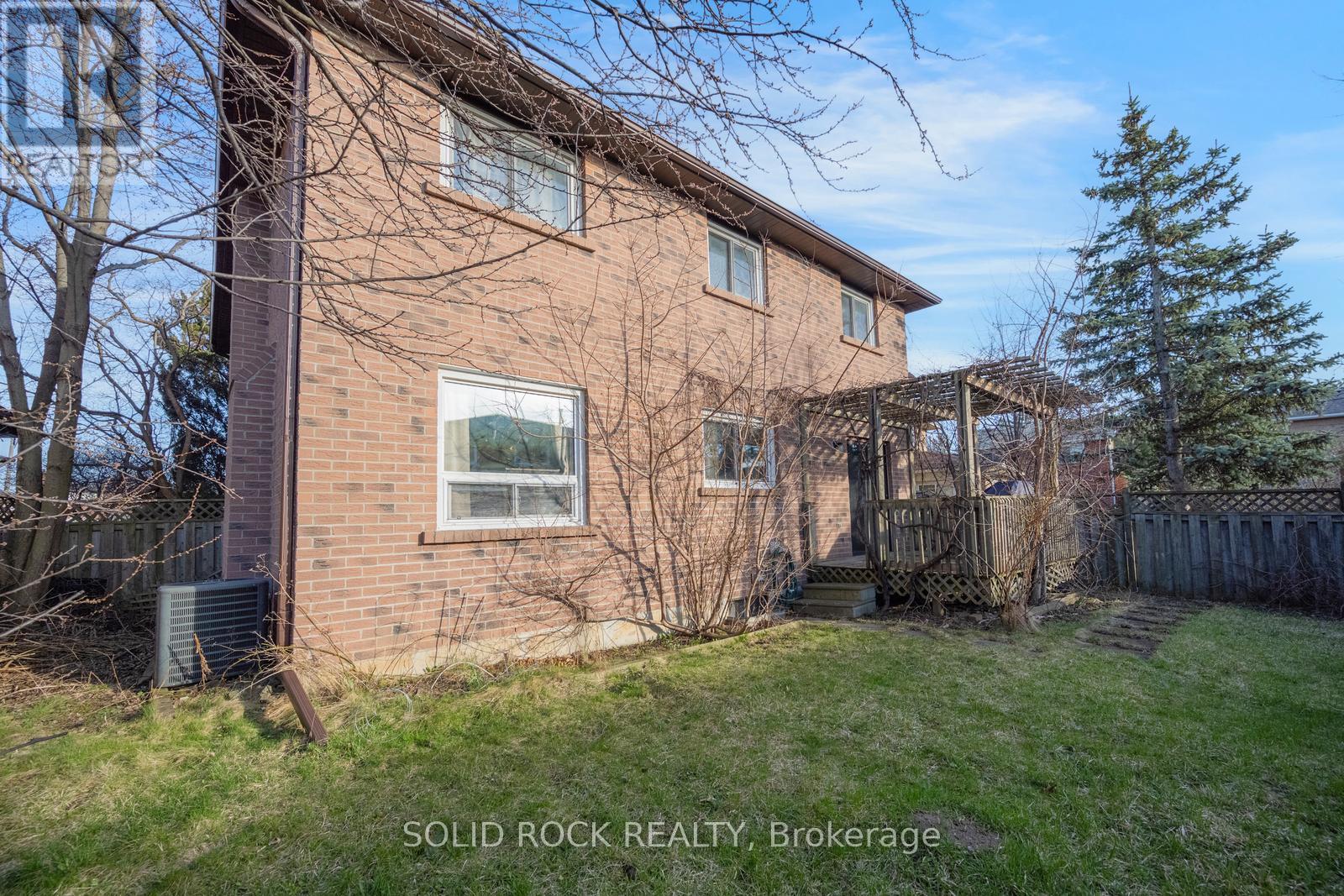 1335 Quinpool Court, Mississauga (Creditview), Ontario  L5C 4J3 - Photo 29 - W13020374