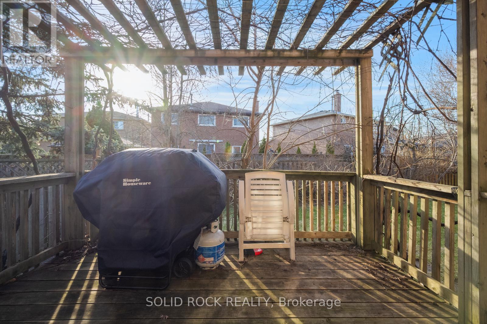 1335 Quinpool Court, Mississauga (Creditview), Ontario  L5C 4J3 - Photo 30 - W13020374