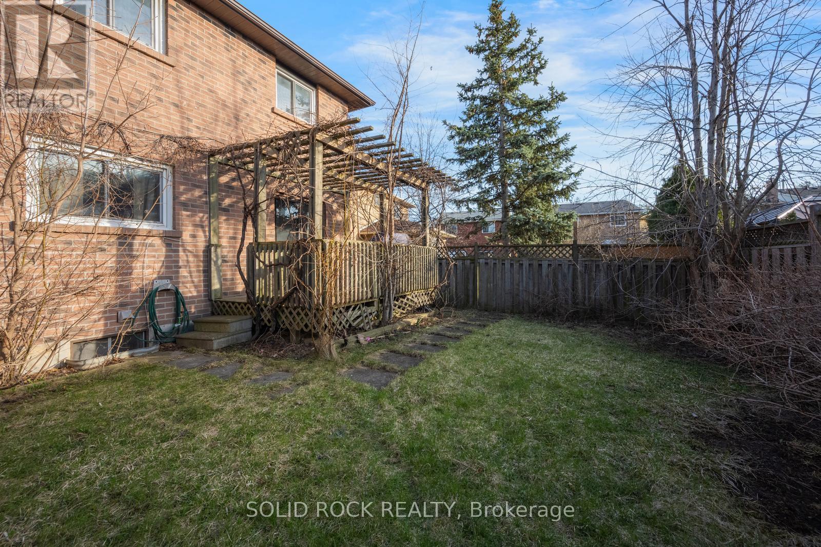 1335 Quinpool Court, Mississauga (Creditview), Ontario  L5C 4J3 - Photo 31 - W13020374