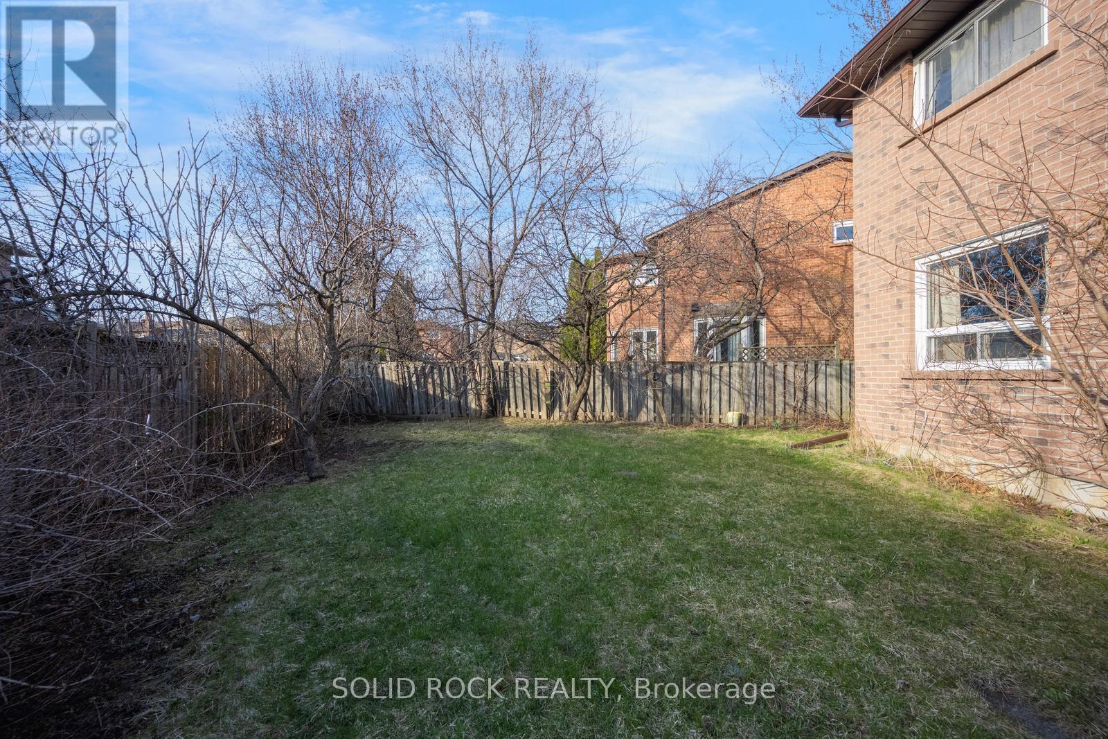 1335 Quinpool Court, Mississauga (Creditview), Ontario  L5C 4J3 - Photo 32 - W13020374