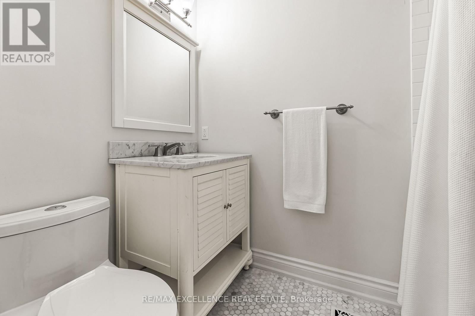 2446 Hammond Road, Mississauga, Ontario  L5K 1T2 - Photo 27 - W13020418