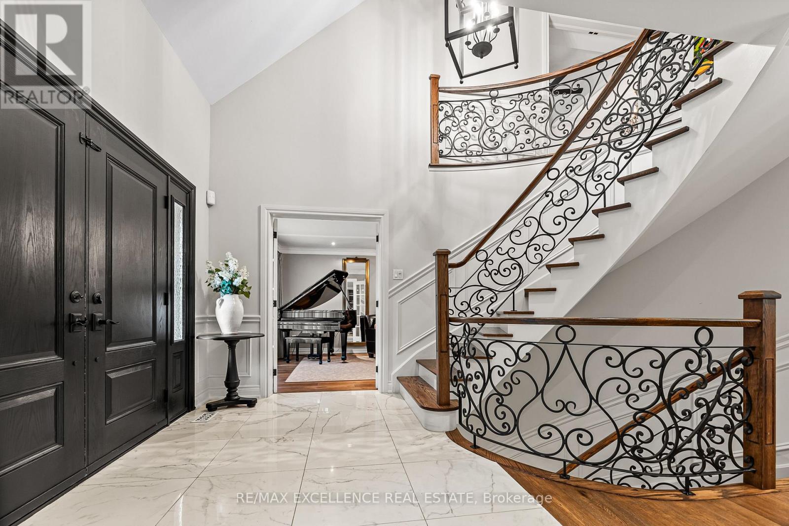 2446 Hammond Road, Mississauga, Ontario  L5K 1T2 - Photo 4 - W13020418