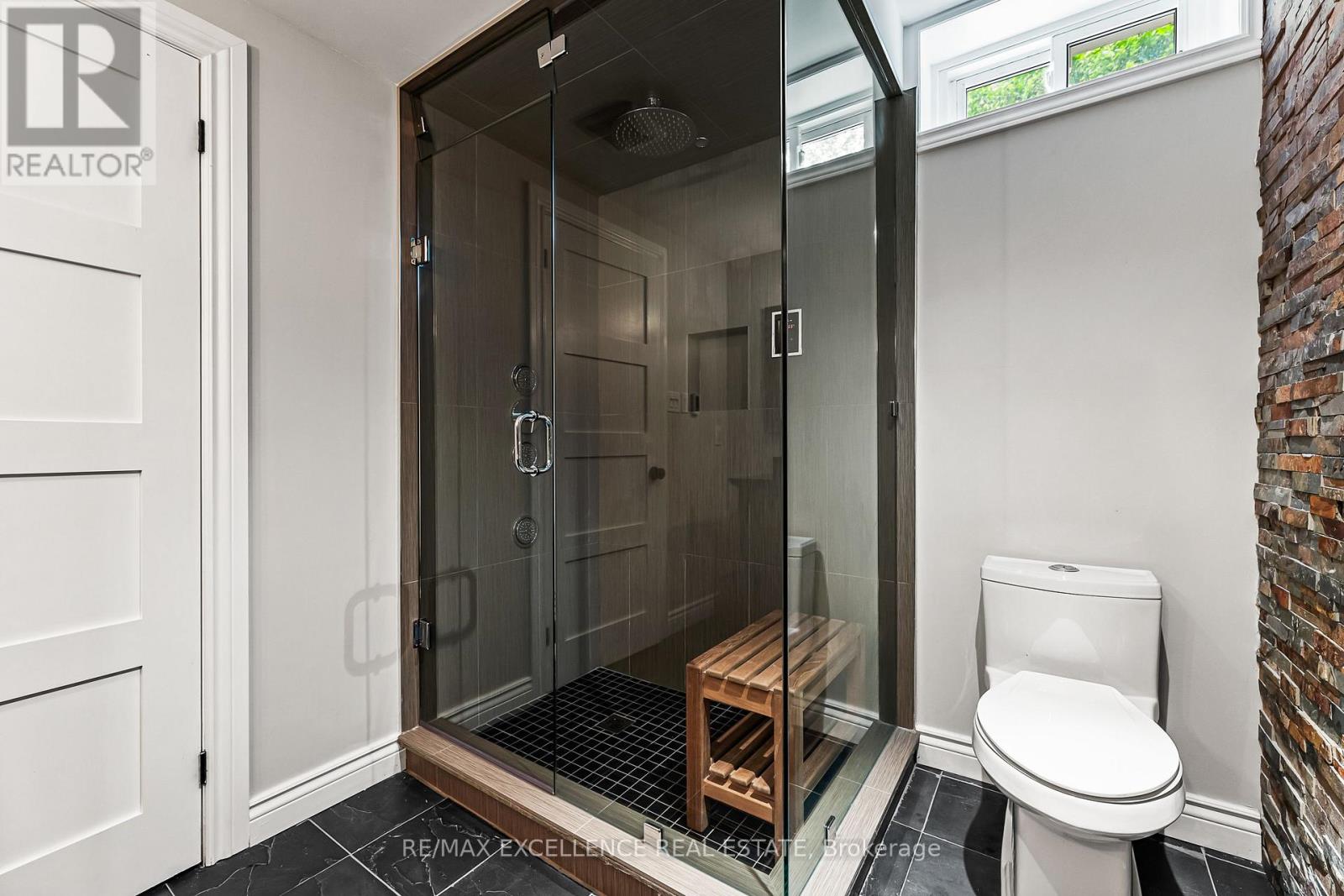 2446 Hammond Road, Mississauga, Ontario  L5K 1T2 - Photo 43 - W13020418