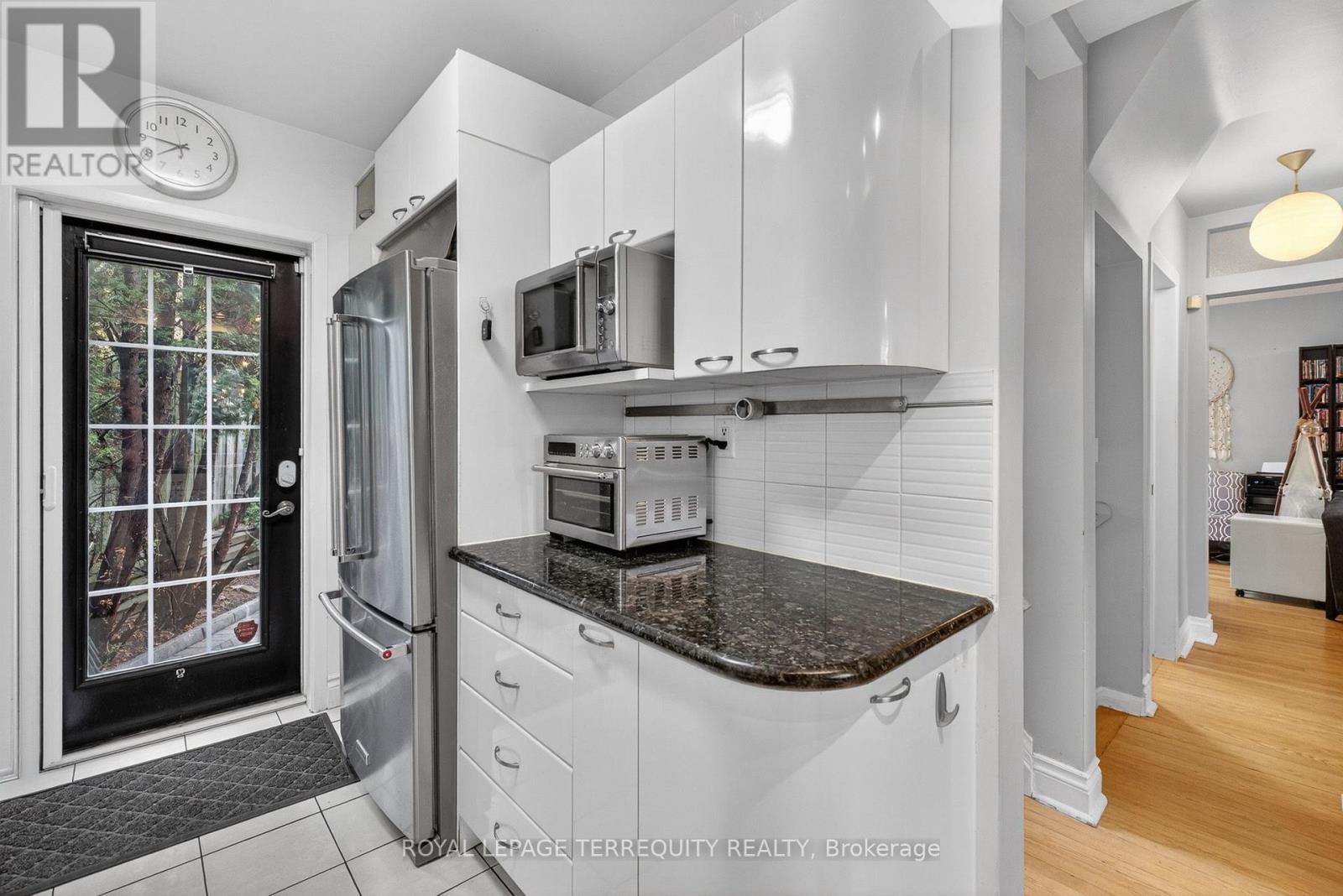 47 Berl Avenue, Toronto, Ontario  M8Y 3C6 - Photo 19 - W13020420