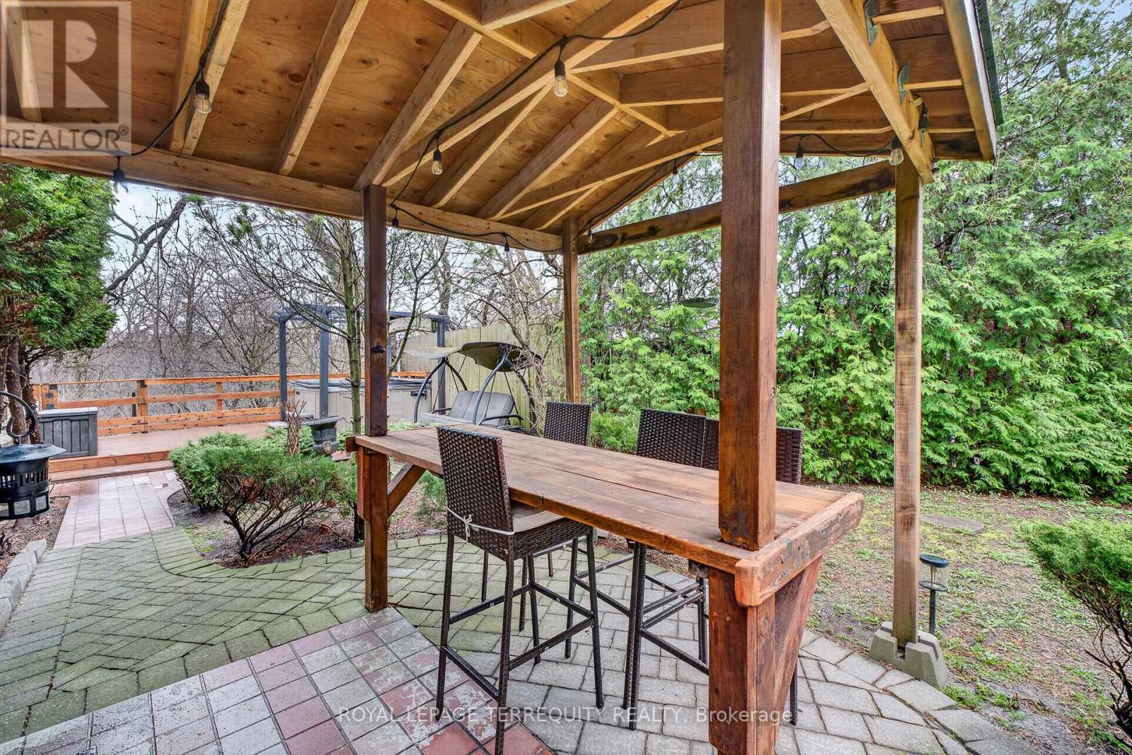 47 Berl Avenue, Toronto, Ontario  M8Y 3C6 - Photo 32 - W13020420