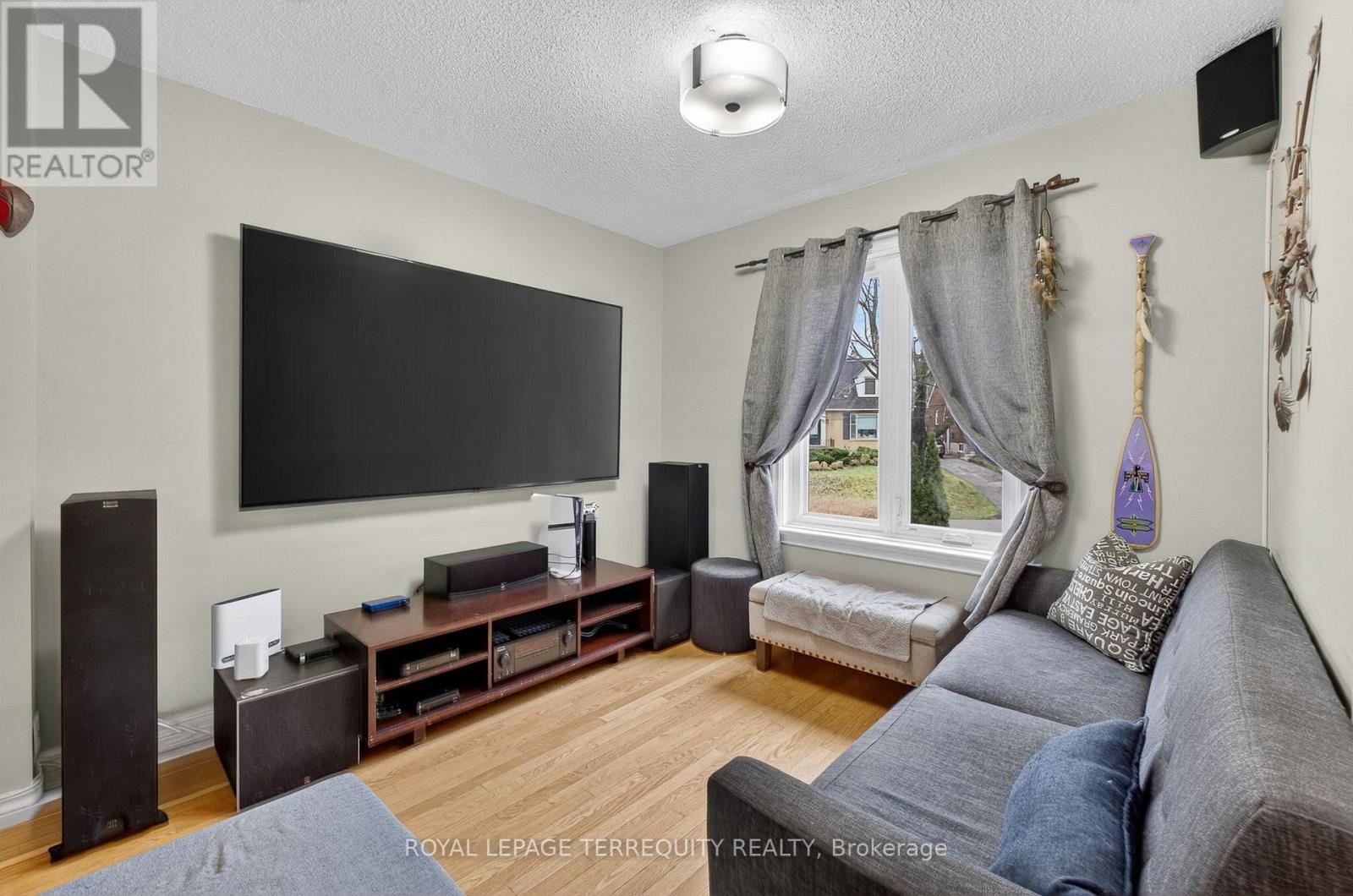 47 Berl Avenue, Toronto, Ontario  M8Y 3C6 - Photo 7 - W13020420