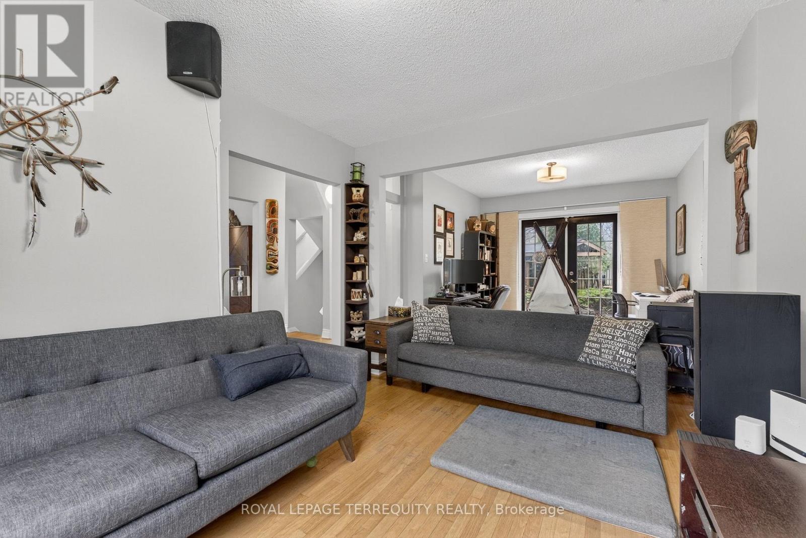 47 Berl Avenue, Toronto, Ontario  M8Y 3C6 - Photo 8 - W13020420