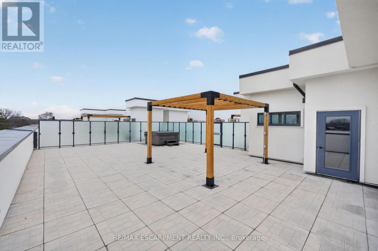 401 - 123 Maurice Drive, Oakville, Ontario  L6K 2W6 - Photo 44 - W13020438