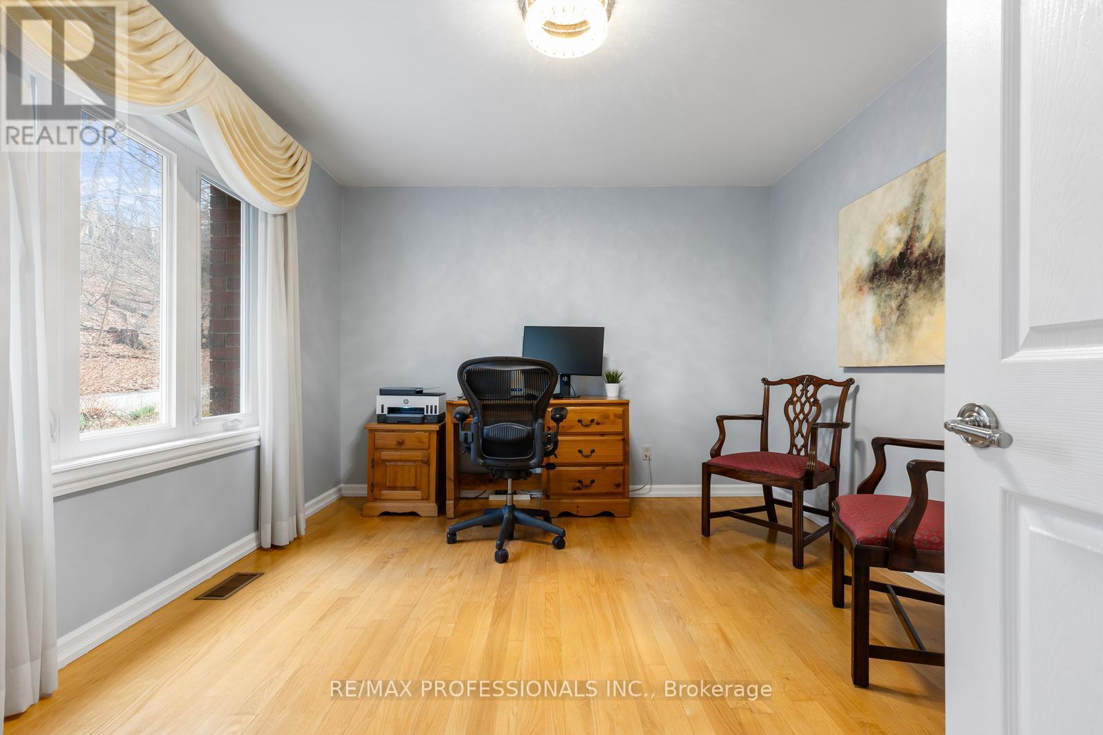 164 Morningside Avenue, Toronto, Ontario  M6S 1E3 - Photo 24 - W13020500