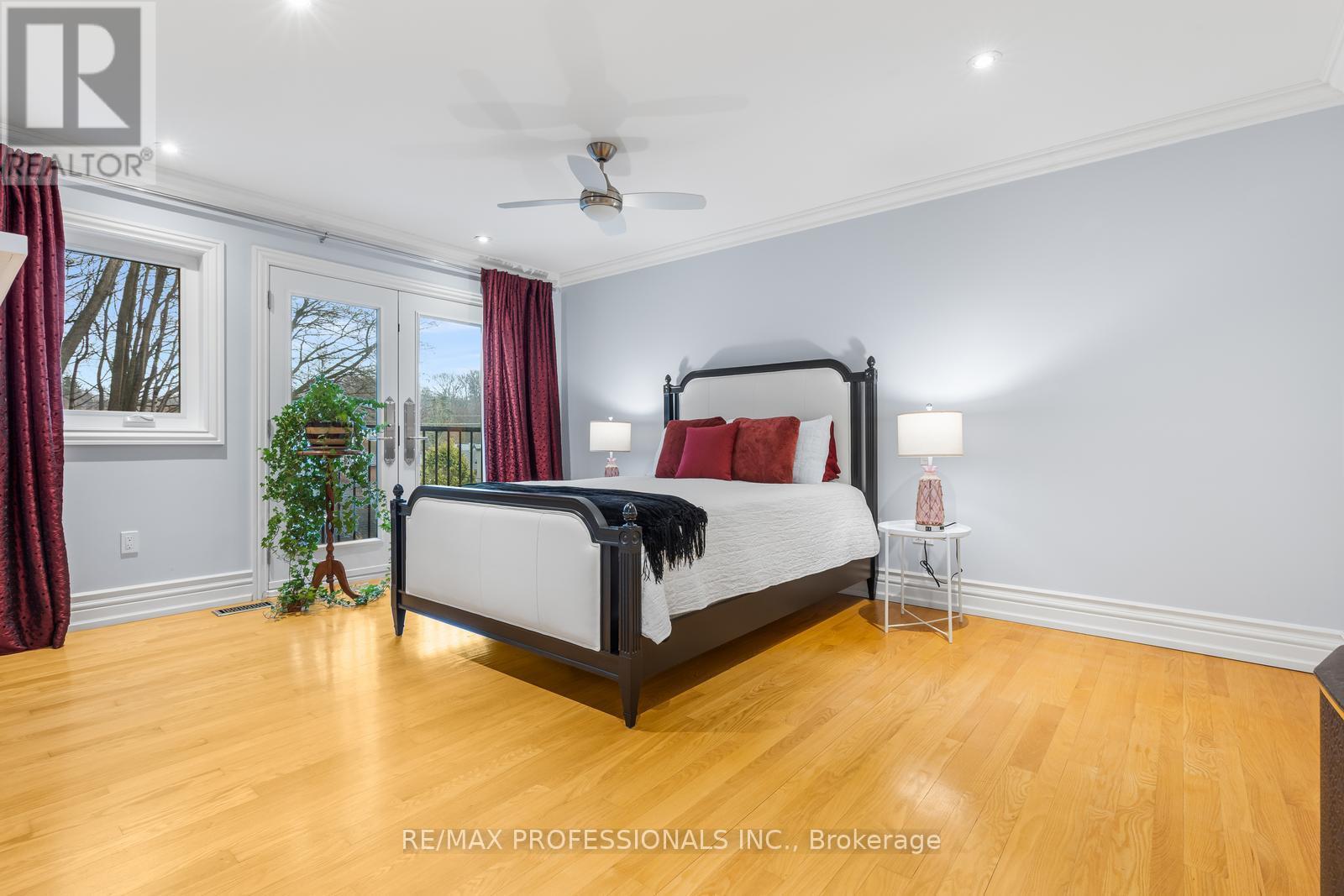 164 Morningside Avenue, Toronto, Ontario  M6S 1E3 - Photo 25 - W13020500