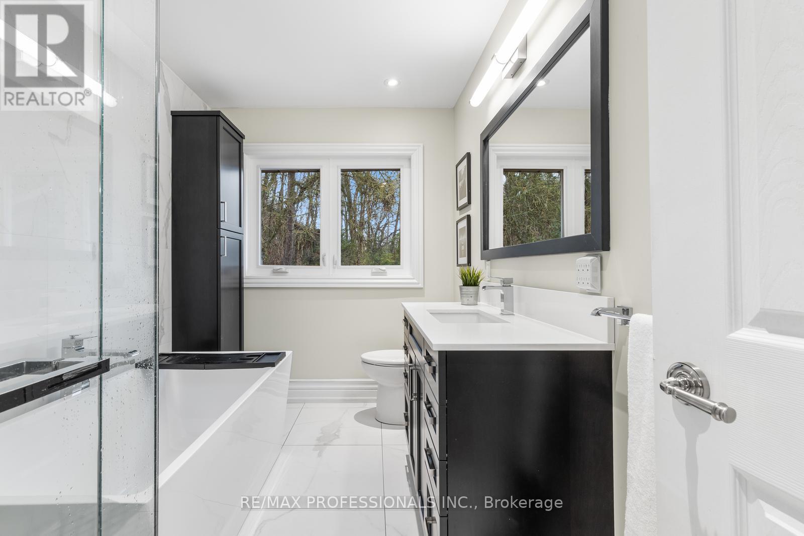 164 Morningside Avenue, Toronto, Ontario  M6S 1E3 - Photo 34 - W13020500