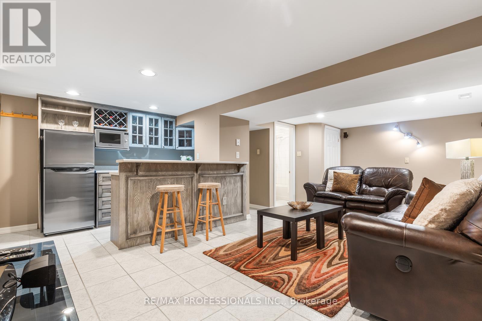 164 Morningside Avenue, Toronto, Ontario  M6S 1E3 - Photo 40 - W13020500