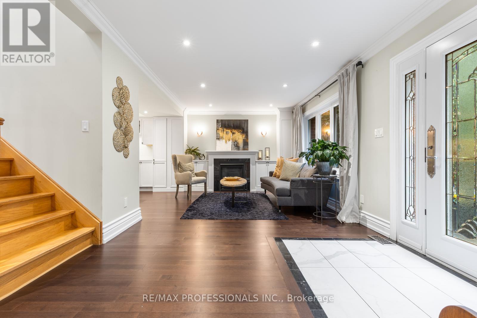 164 Morningside Avenue, Toronto, Ontario  M6S 1E3 - Photo 6 - W13020500