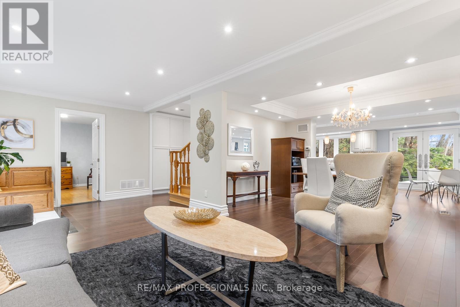 164 Morningside Avenue, Toronto, Ontario  M6S 1E3 - Photo 9 - W13020500