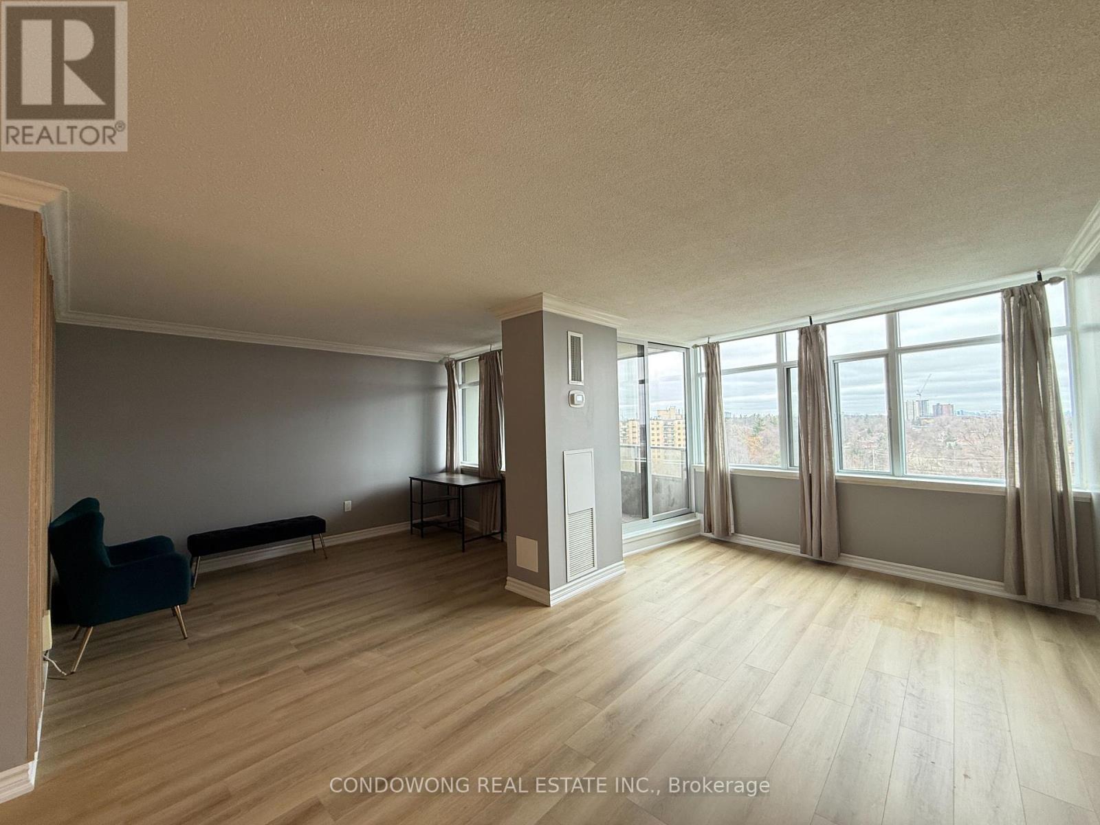 1007 - 3100 Kirwin Avenue, Mississauga, Ontario  L5A 3S6 - Photo 3 - W13020514