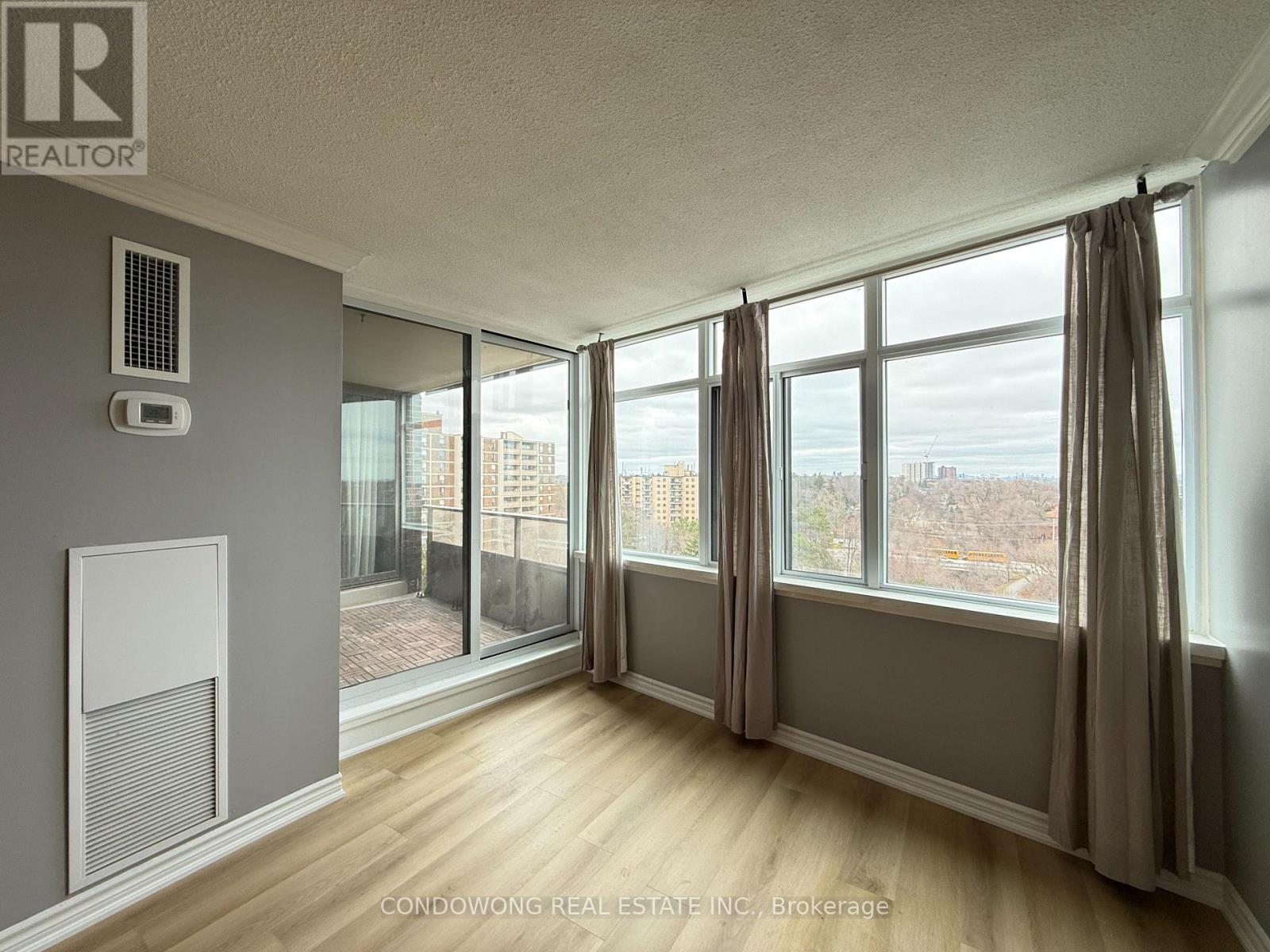 1007 - 3100 Kirwin Avenue, Mississauga, Ontario  L5A 3S6 - Photo 6 - W13020514