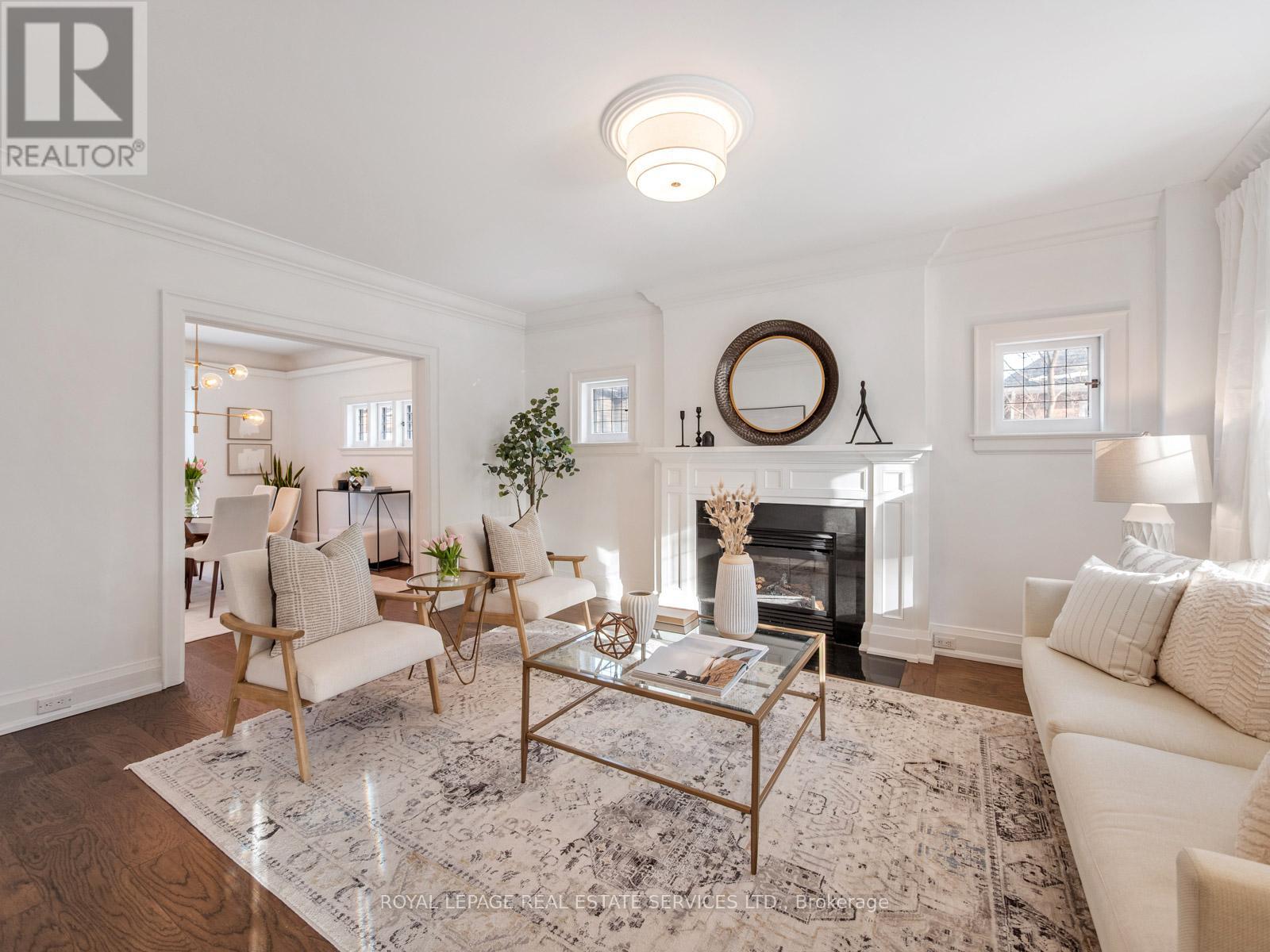 387 Kennedy Avenue, Toronto, Ontario  M6P 3C5 - Photo 7 - W13020526