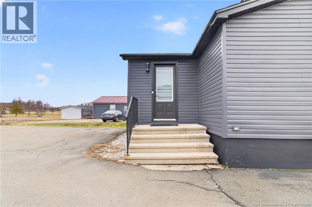 379 Champlain Street, Dieppe, New Brunswick  E1A 1P3 - Photo 14 - NB137556