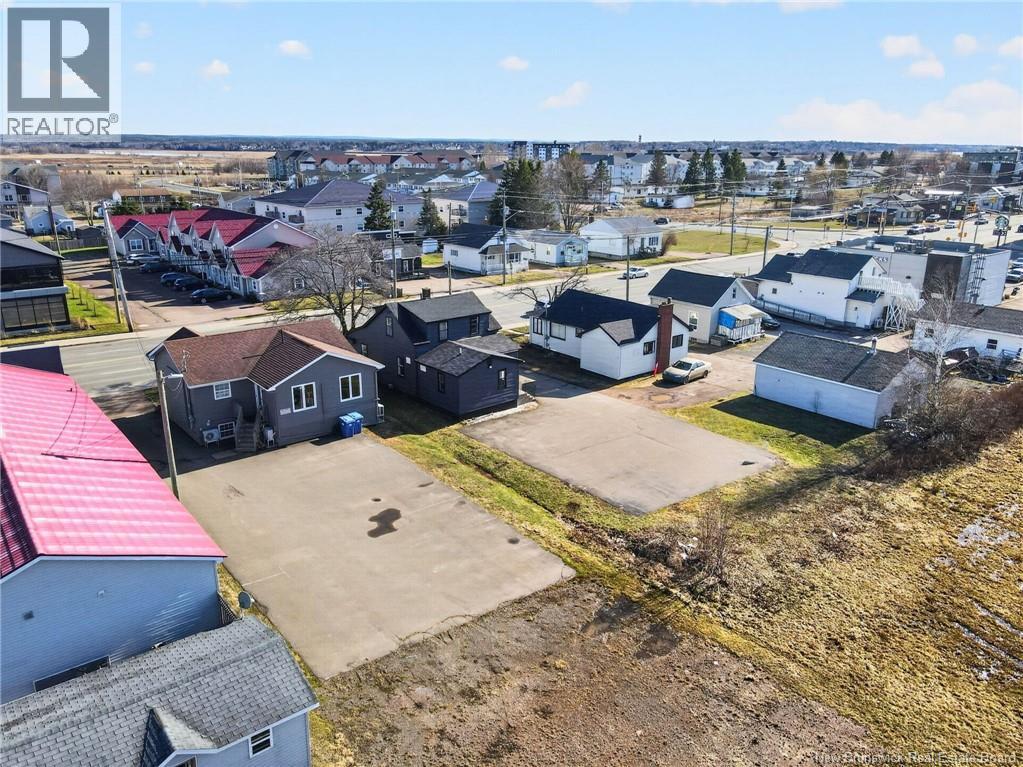 379 Champlain Street, Dieppe, New Brunswick  E1A 1P3 - Photo 5 - NB137556