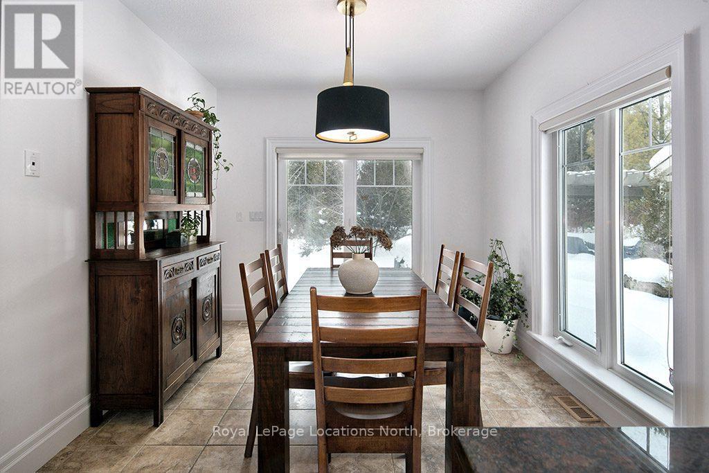 110 John Watt Way, Blue Mountains, Ontario  N0H 2P0 - Photo 12 - X12716568