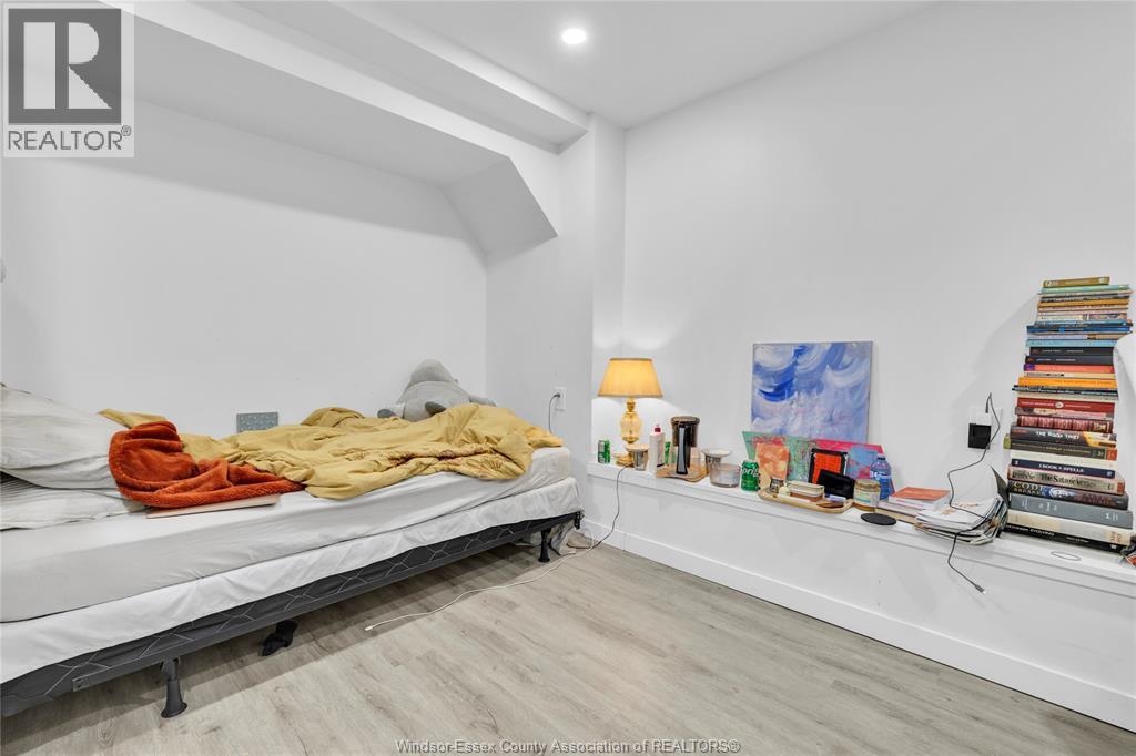 539 Campbell Avenue, Windsor, Ontario  N9B 2H5 - Photo 32 - 26008620