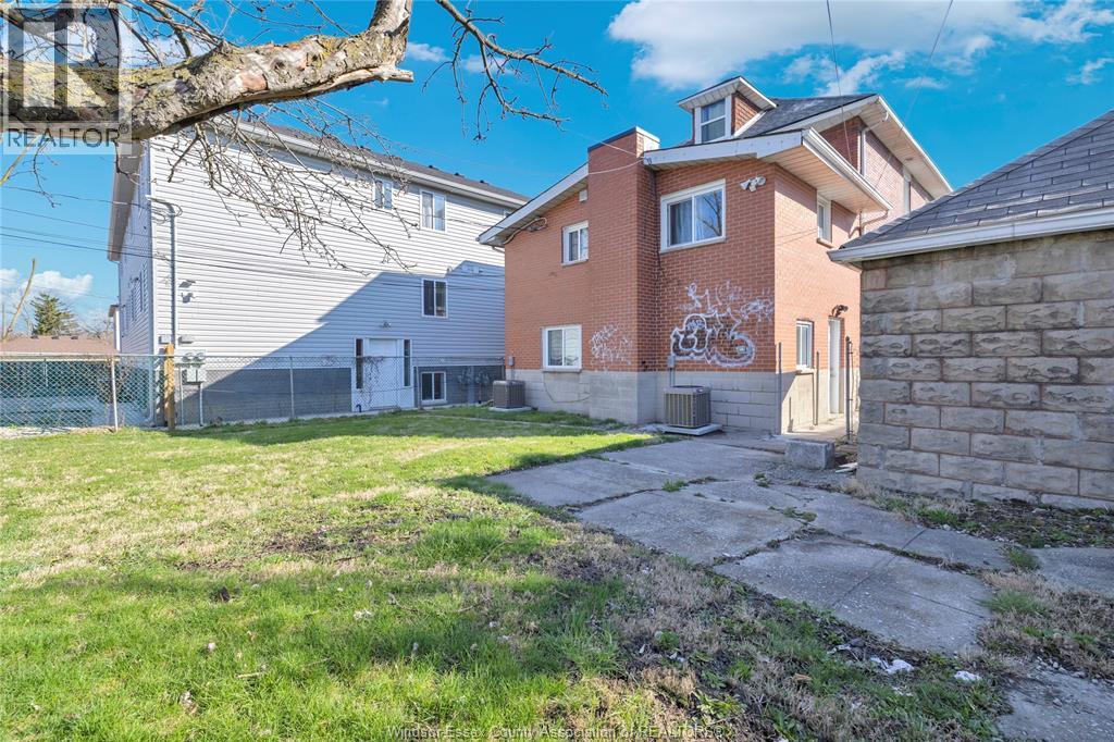539 Campbell Avenue, Windsor, Ontario  N9B 2H5 - Photo 40 - 26008620