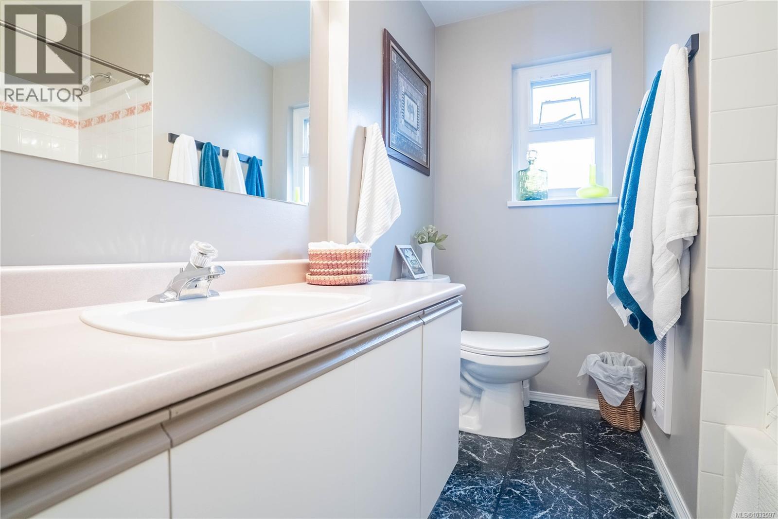 1771 Bay St, Victoria, British Columbia  V8R 2B9 - Photo 28 - 1032597