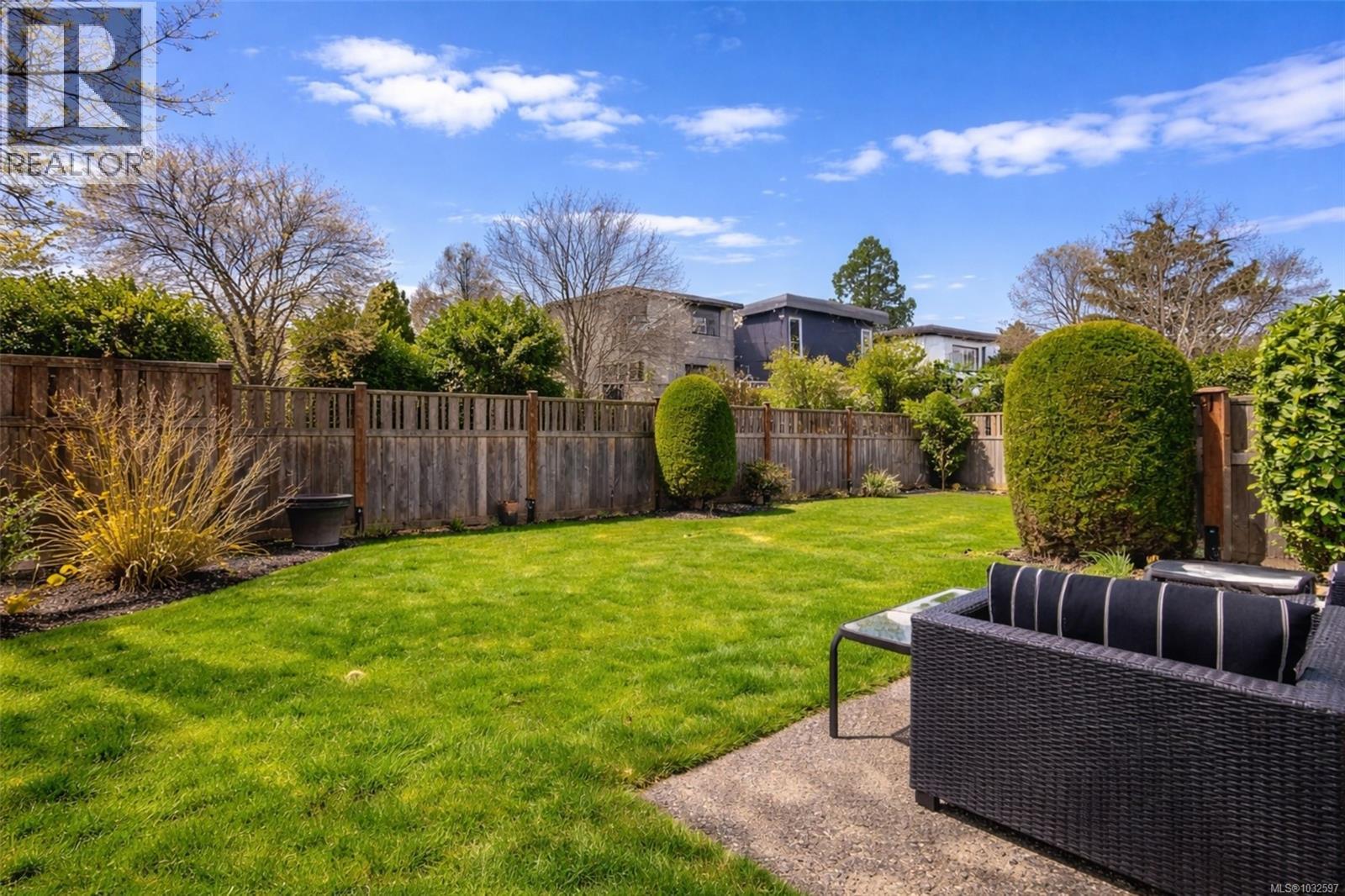 1771 Bay St, Victoria, British Columbia  V8R 2B9 - Photo 35 - 1032597