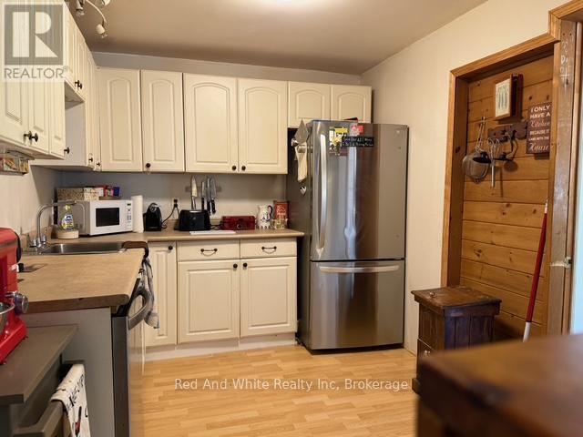 2650 Nipissing Road S, Magnetawan, Ontario  P0A 1P0 - Photo 11 - X12984968