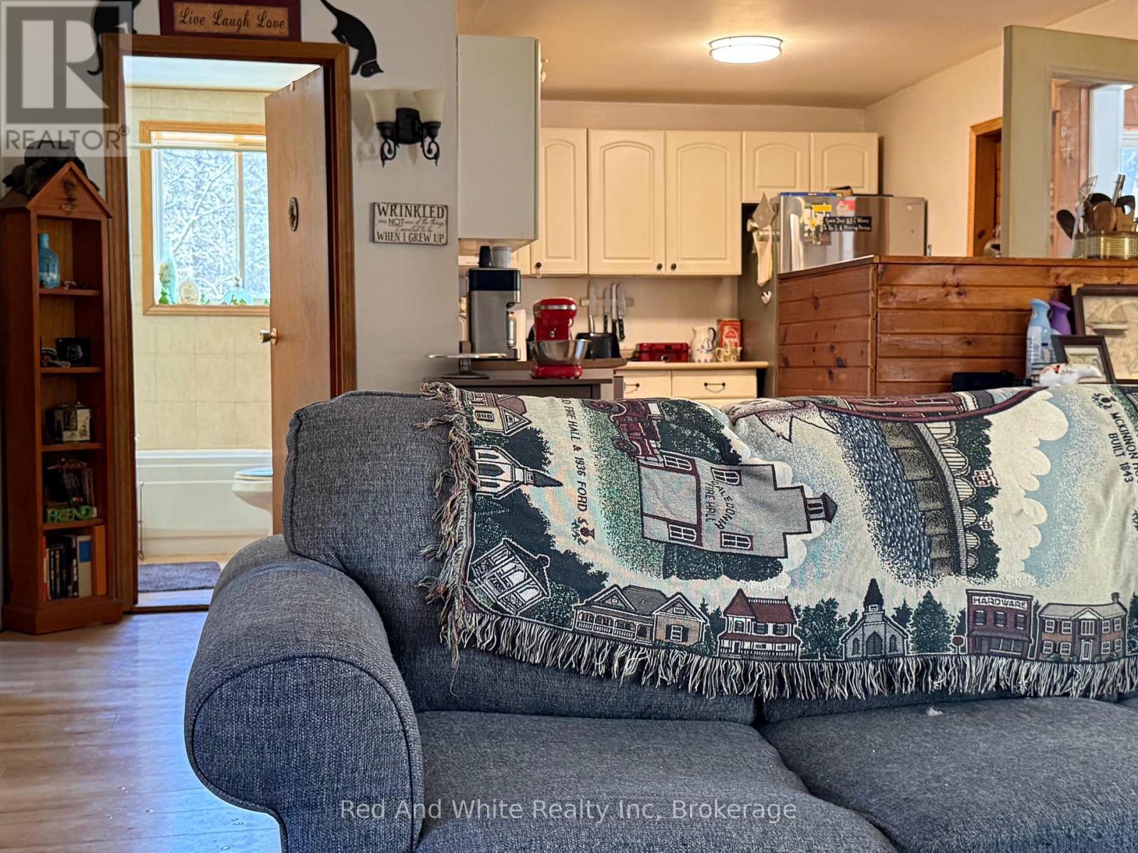 2650 Nipissing Road S, Magnetawan, Ontario  P0A 1P0 - Photo 12 - X12984968