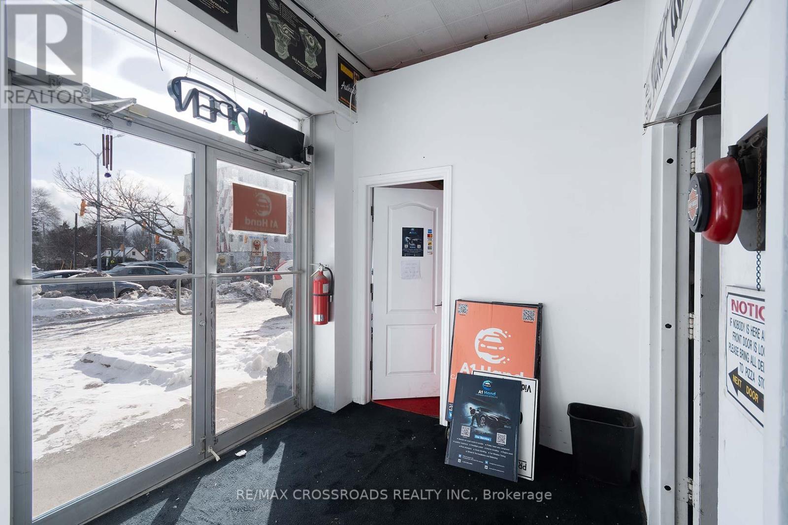 2230 Kingston Road, Toronto, Ontario  M1N 1T9 - Photo 4 - E13019896