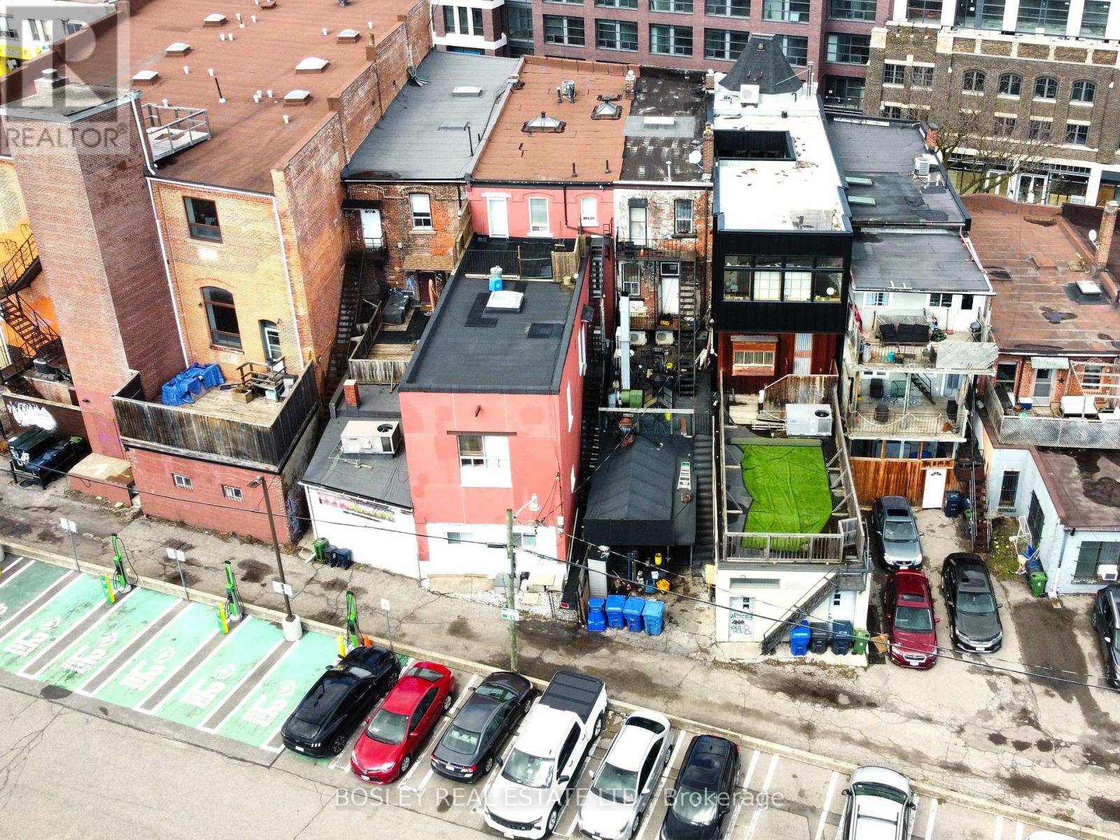 2963 Dundas Street W, Toronto, Ontario  M6P 1Z2 - Photo 27 - W12973364