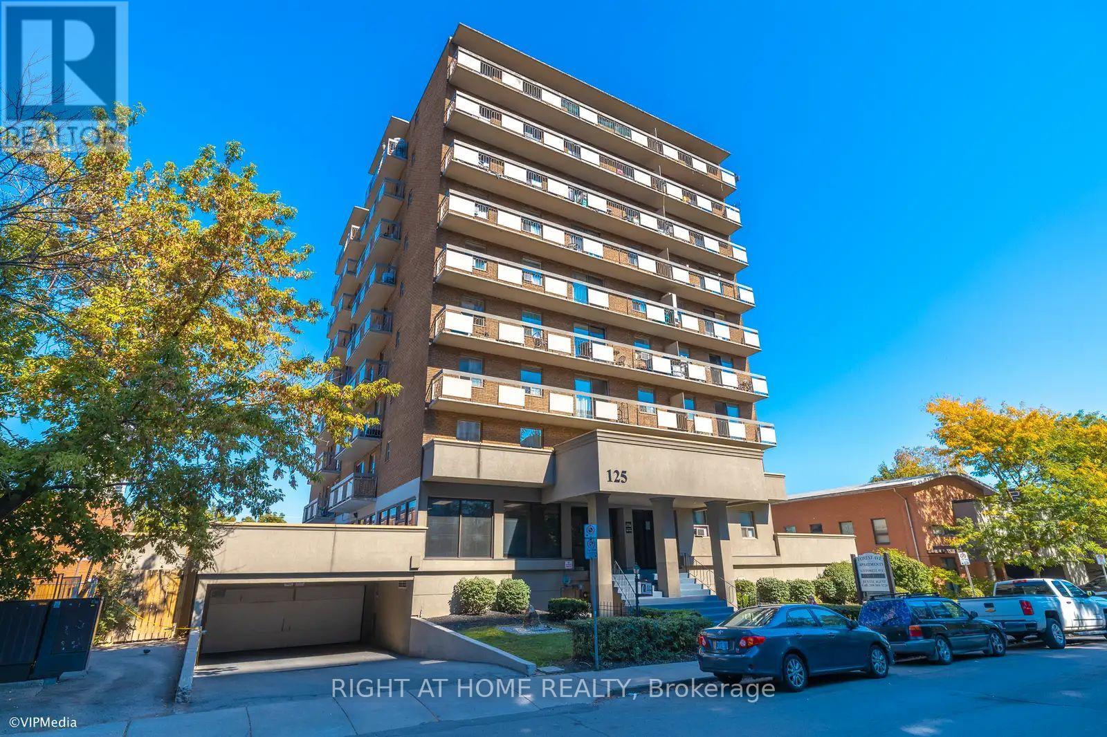 604 - 125 FOREST AVENUE, Hamilton, Ontario
