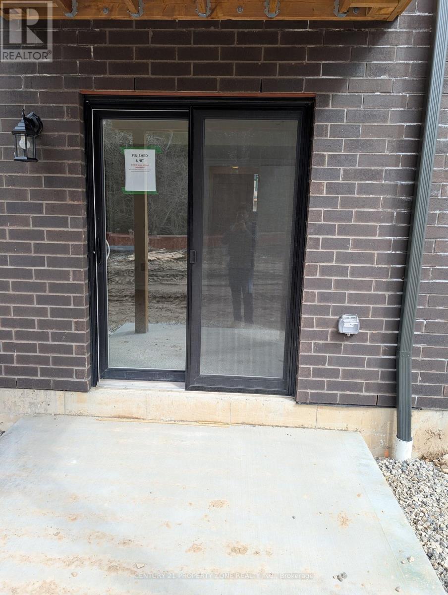 55 Arabella Drive, Guelph, Ontario  N1L 0R9 - Photo 6 - X13020228