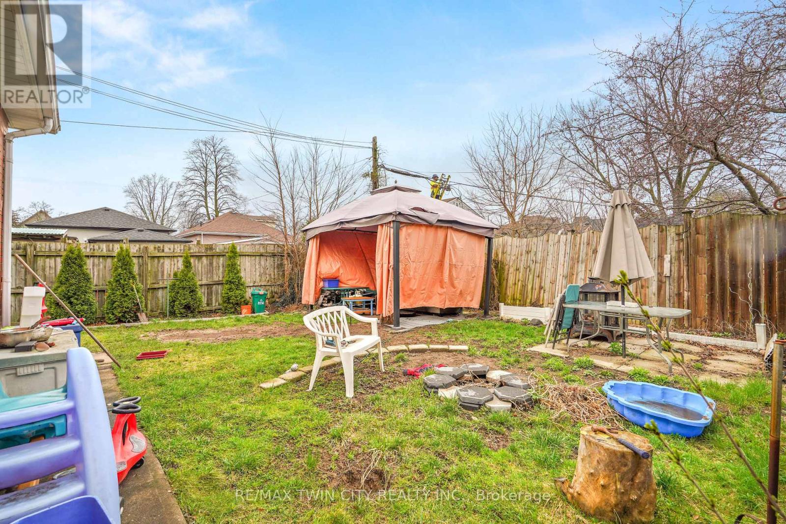 10 Henrietta Street, Brantford, Ontario  N3T 3Y9 - Photo 32 - X13020248