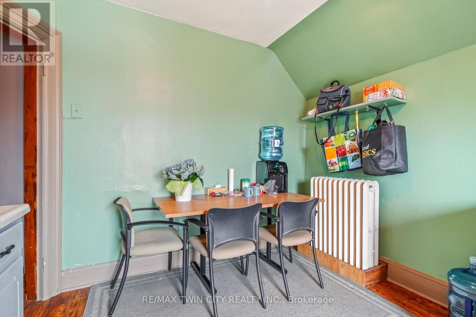 10 Henrietta Street, Brantford, Ontario  N3T 3Y9 - Photo 8 - X13020248